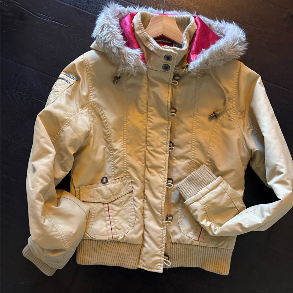 EUC Vintage Billabong Tan Bomber Jacket with Pink Lining